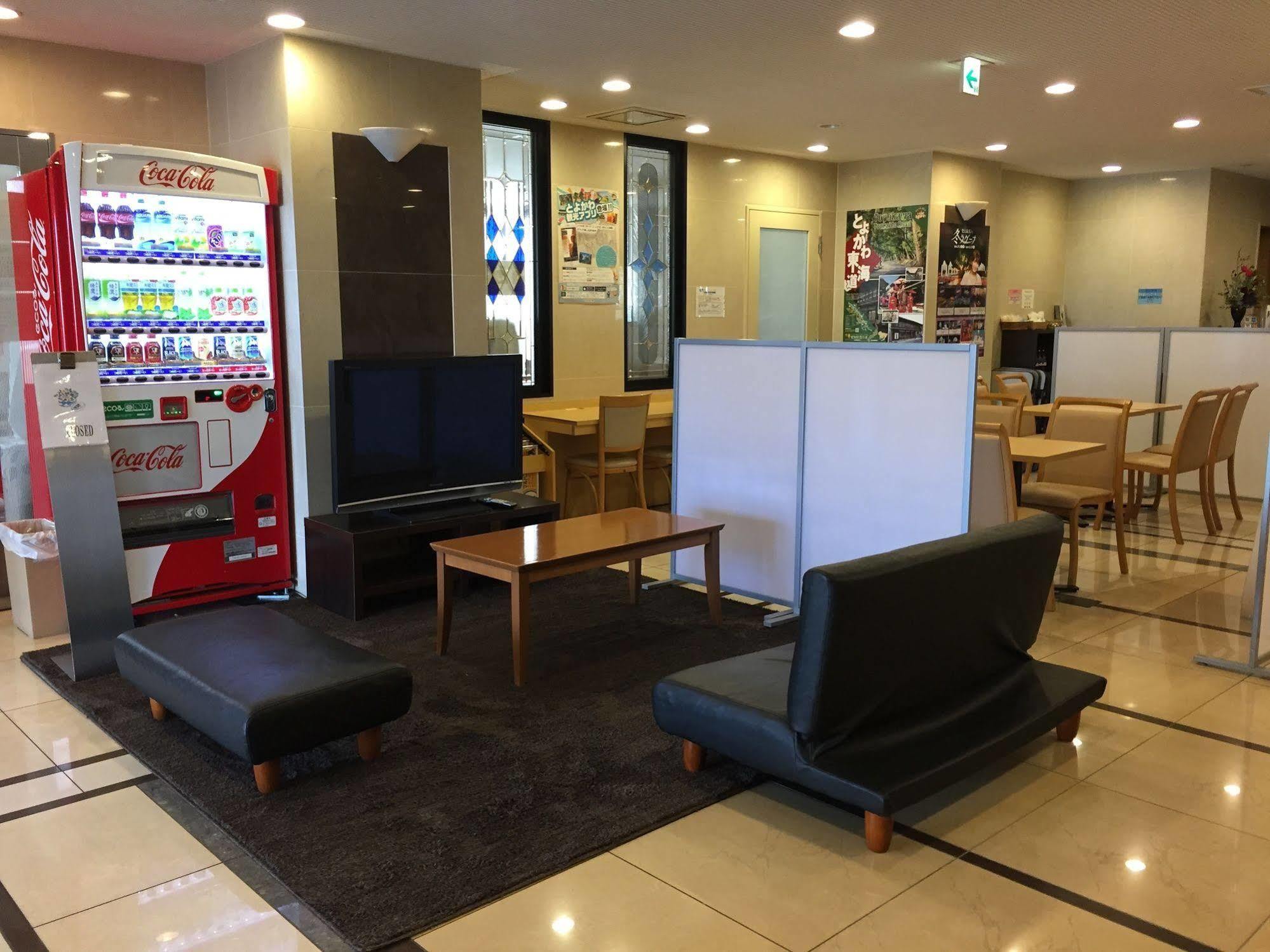 Hotel Crown Hills Toyokawa Exterior foto